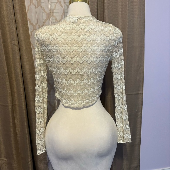 Elegant Lace Cardigan in Cream and White, size L - Picture 2 of 8